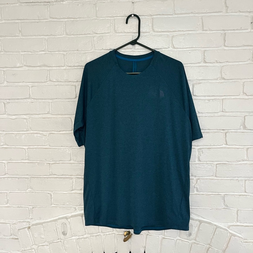 Mens the north face shirt